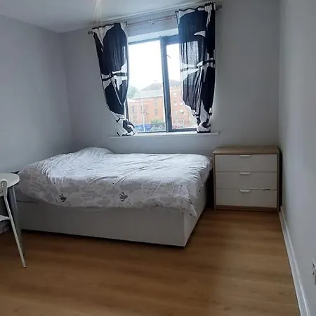 Апартаменты Spacious 1bd In Centre 9mins To Jervis Дублин