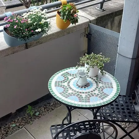 Spacious 1bd In Centre 9mins To Jervis Apartment