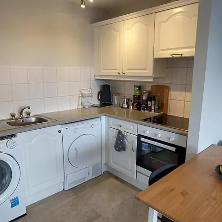 شقة Spacious 1bd In Centre 9mins To Jervis